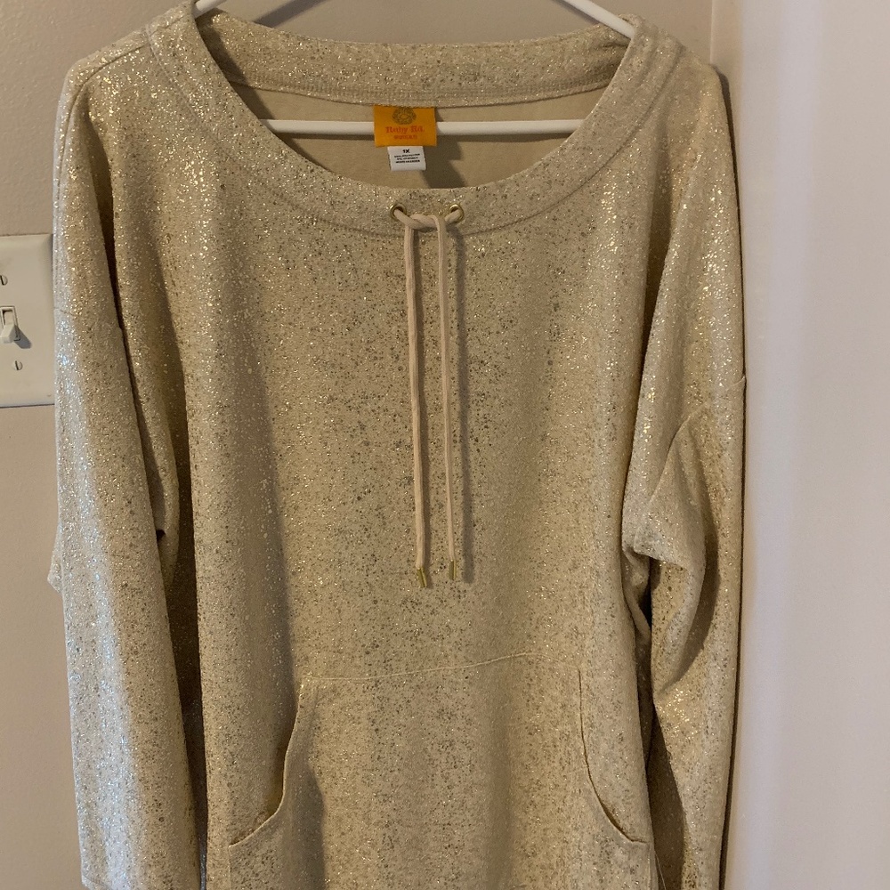 Sparkly brand new Rndy Rd shirt